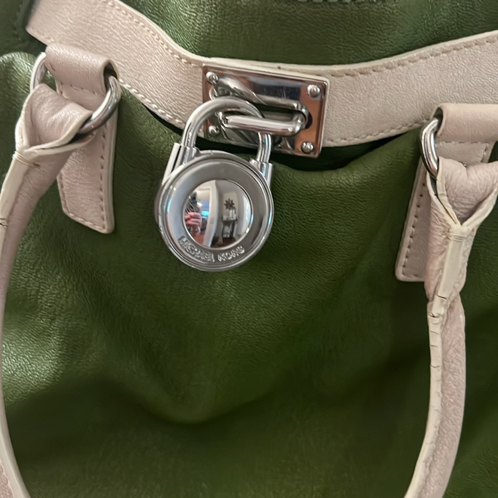 MICHAEL KORS HAMILTON Lime Green Pebble Leather White Silver Satchel Bag. Used - Picture 2 of 7